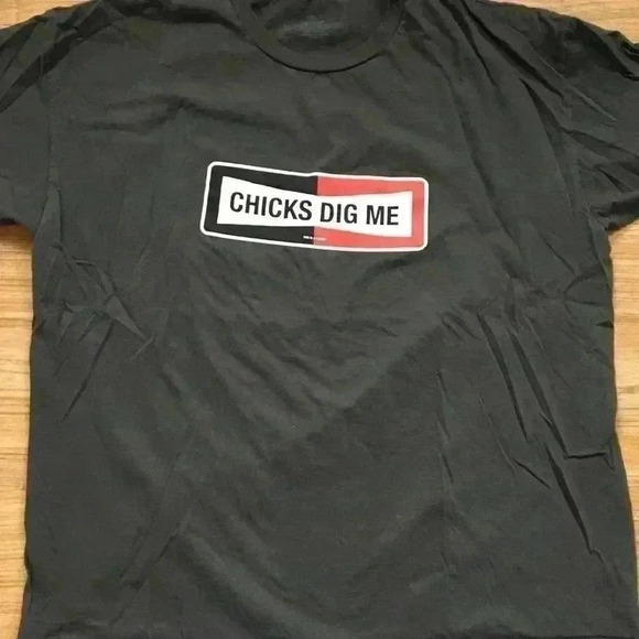 T-shirt - Picture 1 of 3